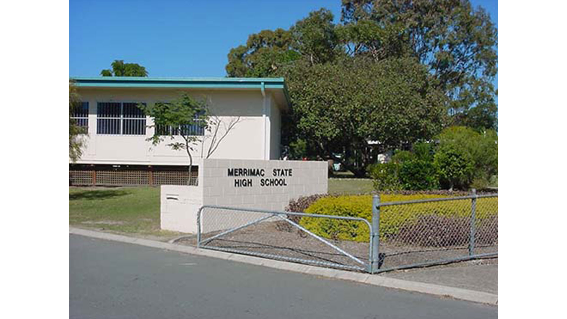 Merrimac State High School - foto 8