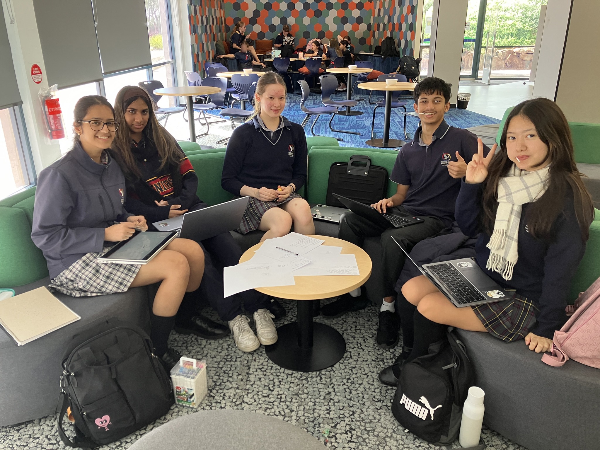 Norwood International High School - foto 8